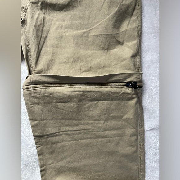 The North Face Khaki Zip-Off Convertible Hiking Pants Size M |Outdoor - Picture 13 of 16